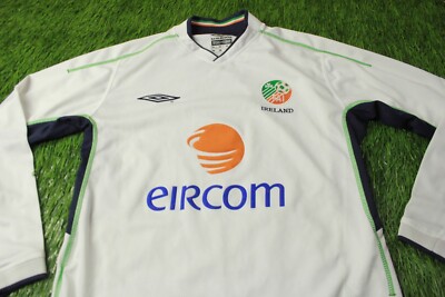IRELAND TEAM 2002/2003 RARE FOOTBALL L/S SHIRT JERSEY AWAY UMBRO