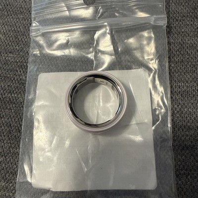 Oura Ring Gen 4 Ceramic Size 9 Petal