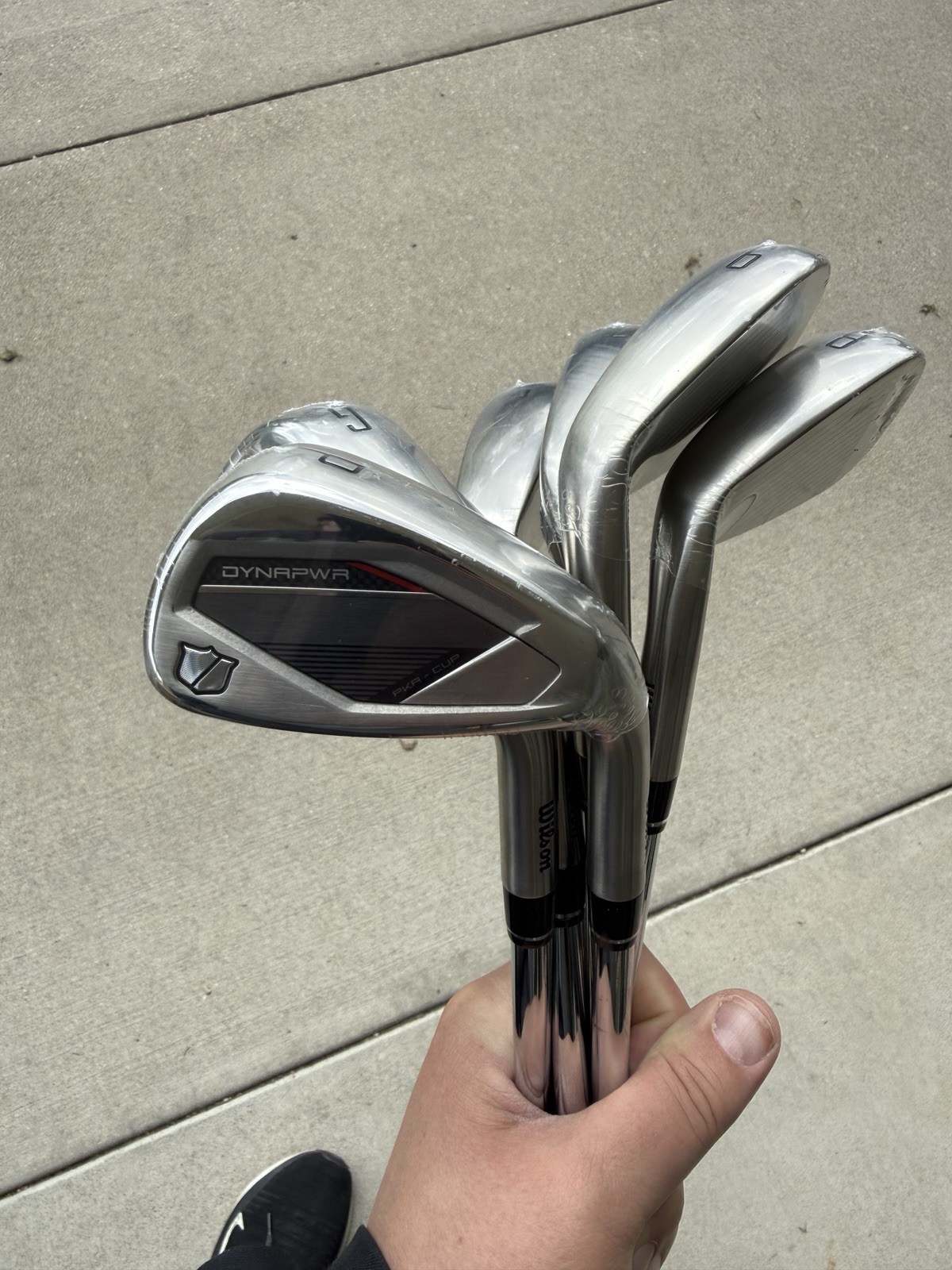 BRAND NEW Wilson Staff Dynapower iron set 5 thru pw,gw Steel regular Mens RH