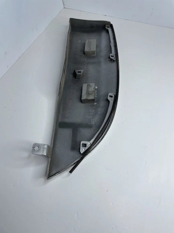 Toyota 4Runner 2003-2005 guardabarros de rueda lateral del pasajero trasero panel de moldeo acampanado Foto 4 de 4