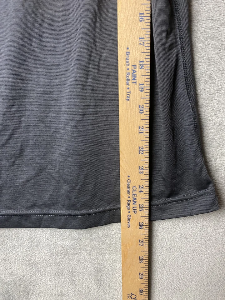 Camiseta atlética XL para mujer Athletic Works pequeña gris cuello en V manga corta Foto 3 de 4