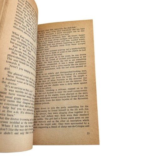 Mystery Tour by Douglas Rutherford Vintage 1976 Fontana Paperback Book LL - Imagen 4 de 6