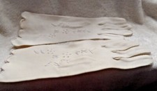 Vintage Ladies ivory long gloves w/ cut out embroidery design size M