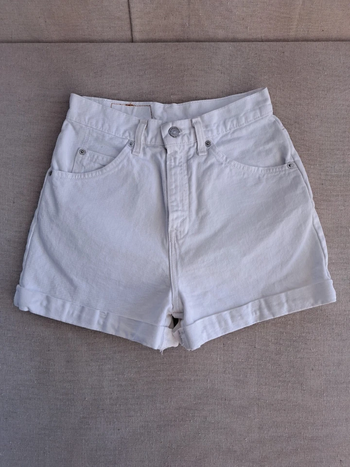 Vtg Levi's 954 Jean Shorts 7  White Orange Tab High Rise Cuffed Shorts USA W26" - Image 3 of 4