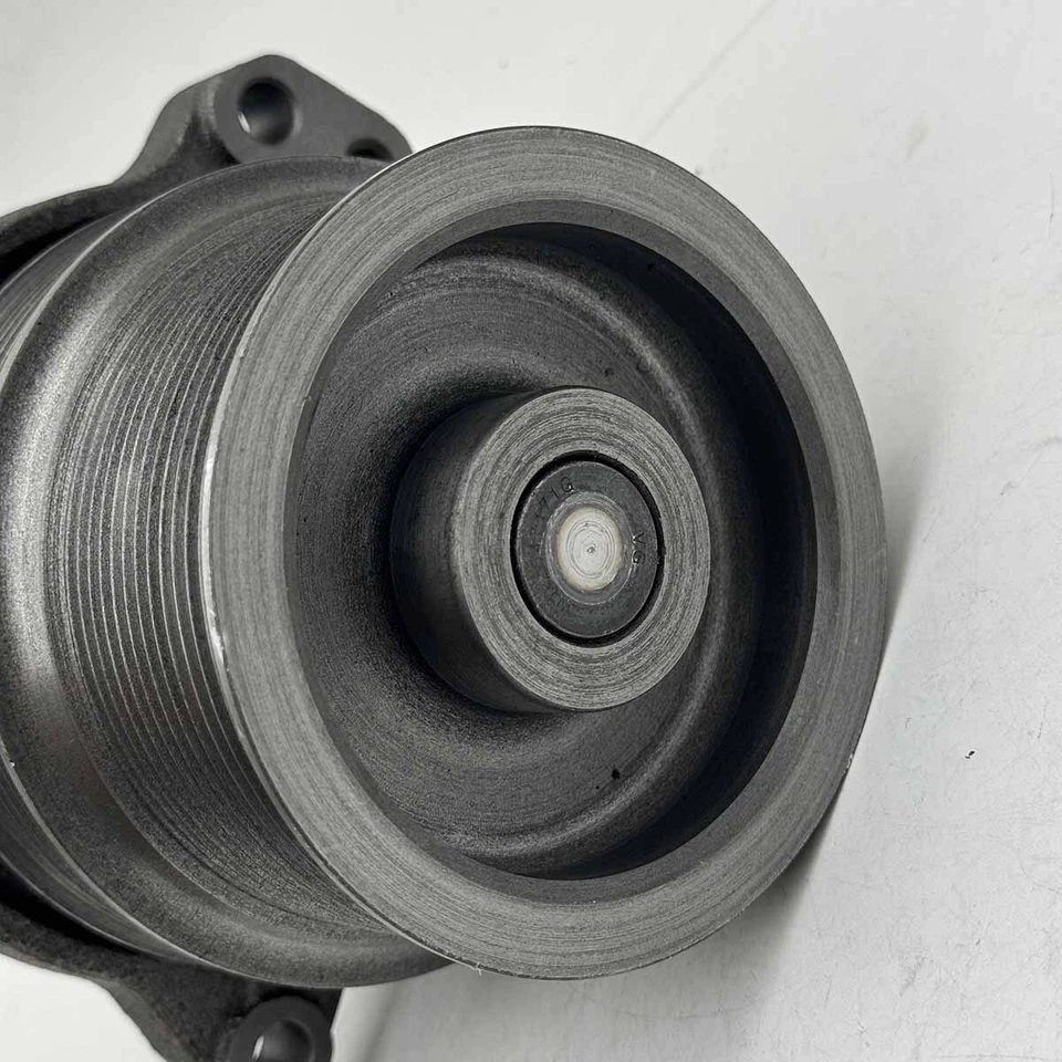 NUEVA BOMBA DE AGUA CUMMINS ISX OE 3684450 4386576 5719763 3684384 3683651 Sello Foto 4 de 4