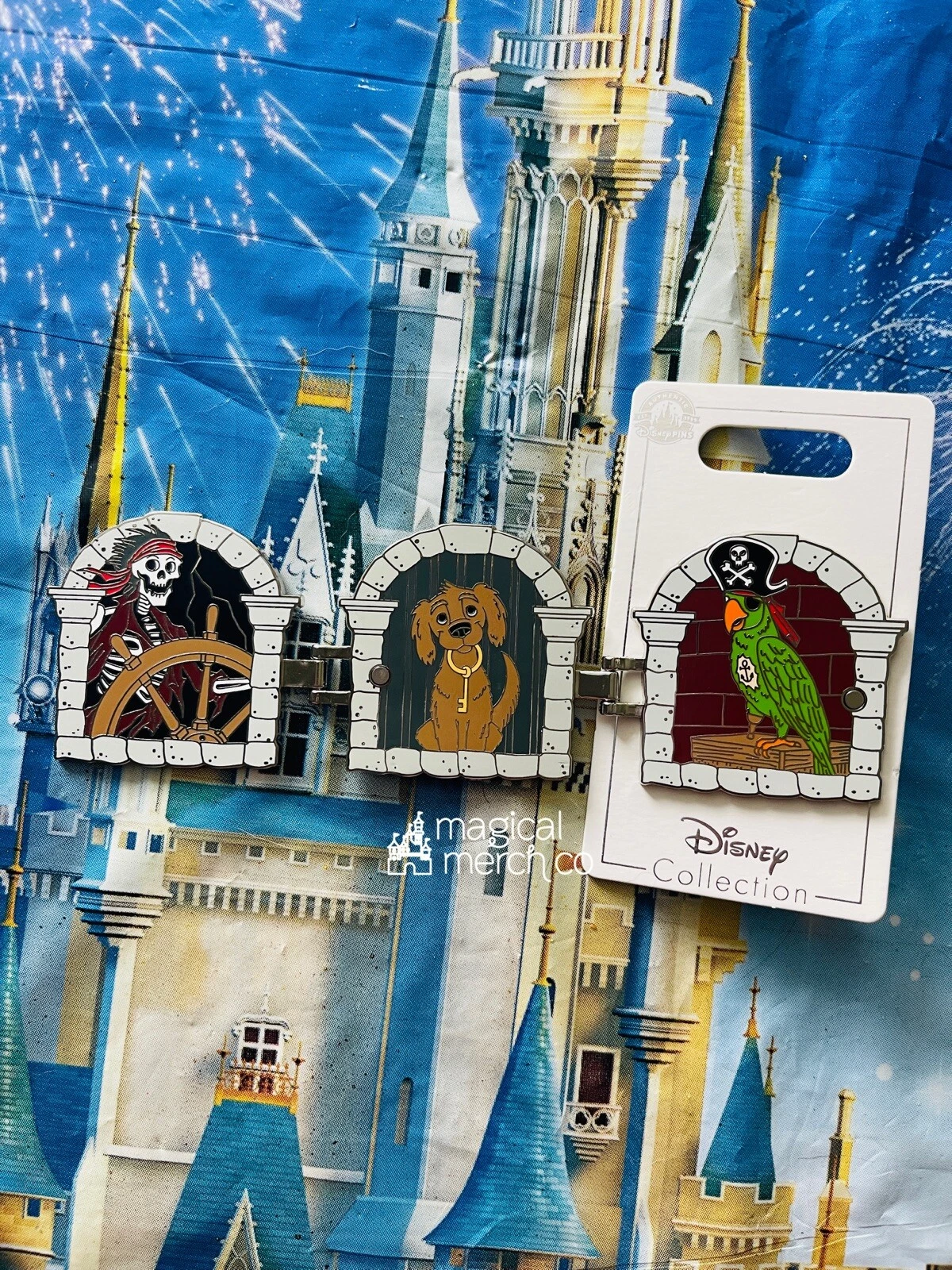 2022 Disney Parks Pirates Of The Caribbean Folding Pin Helmsman Dog Parrot New