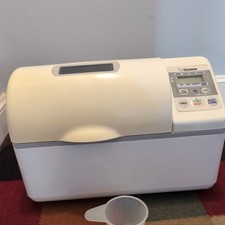 Zojirushi Home Bakery BBCC-V20 Bread Maker Machine 2lb Double Paddle