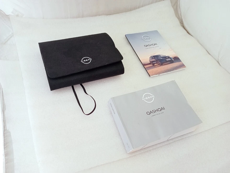 custodia manuale libretto uso e manutenzione NISSAN QASHQAI 3°III°(J12) - Immagine 3 di 4