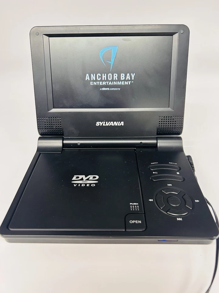 Sylvania SDVD7014 Negro 7" Pantalla LCD Portátil Reproductor de DVD Control Remoto Adaptador de CA FUNCIONA Foto 4 de 4