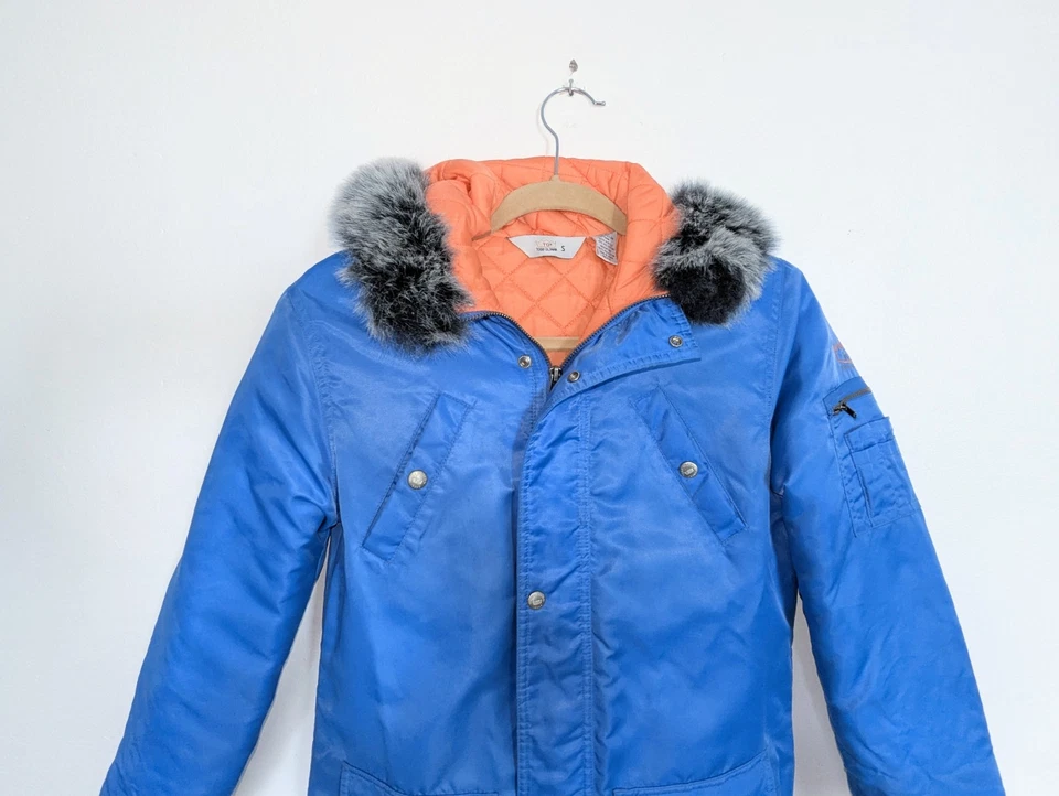 Parka de mujer TODD OLDHAM eléctrica azul imitación piel ribete talla S - en muy buen estado Foto 3 de 4