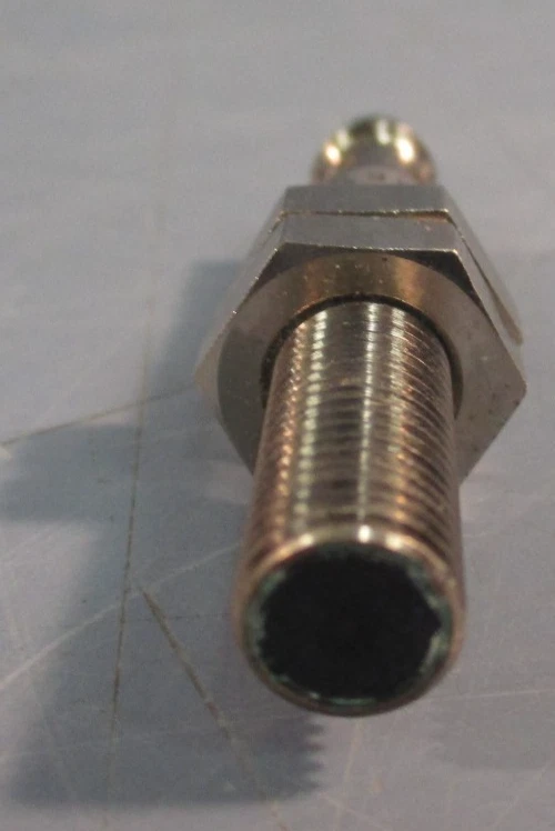 Allen-Bradley 872C-D2NP8-P3 Inductive Proximity Sensor Switch 10-30VDC 2mm - Image 3 of 4