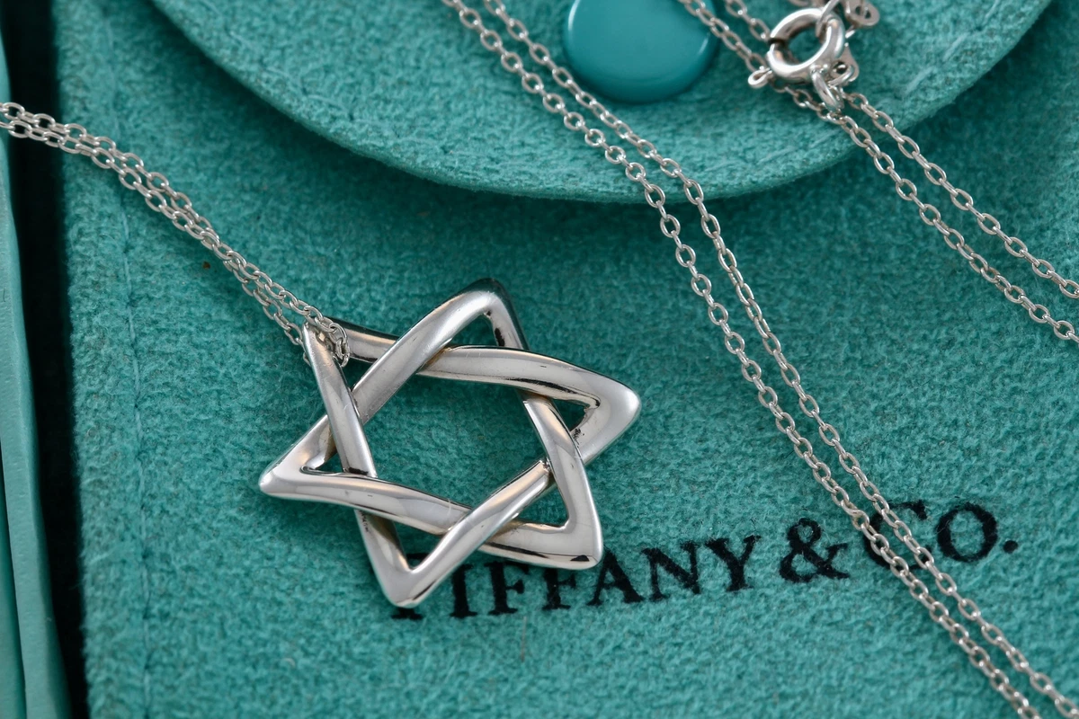 Buy Gold Star of David Pendant Necklace , 14K Designer Magen David , Unique  Star of David Pendant , Gold Star of David Jewish Jewelry Online in India -  Etsy