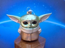 NEW Star Wars Baby Yoda Mandalorian Hallmark CHRISTMAS BLOWN GLASS ORNAMENT