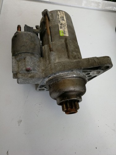 VW Caddy Anlasser Starter Bj. 2006
