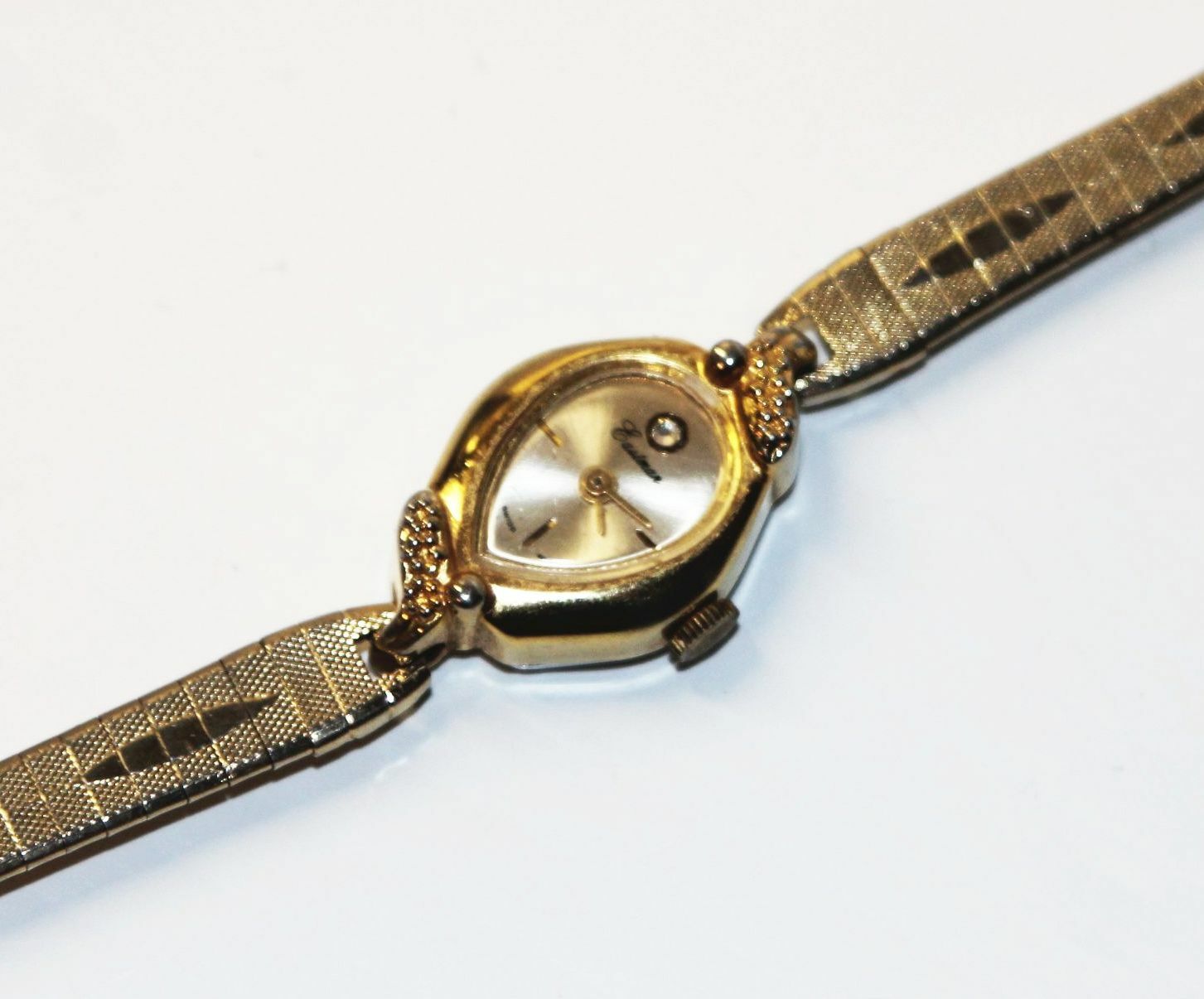 Vintage Antique Estate Eastman Oval Ladies Swiss Wrist Watch 511P Mvt