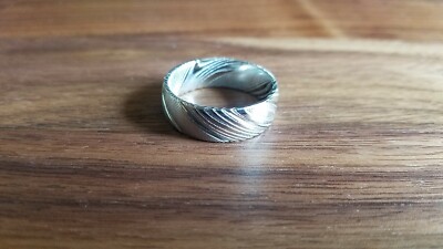 Silver Tone Engraved Wood Effect 8MM Ring Three Keys Jewelry Mens FREE SHIPPING