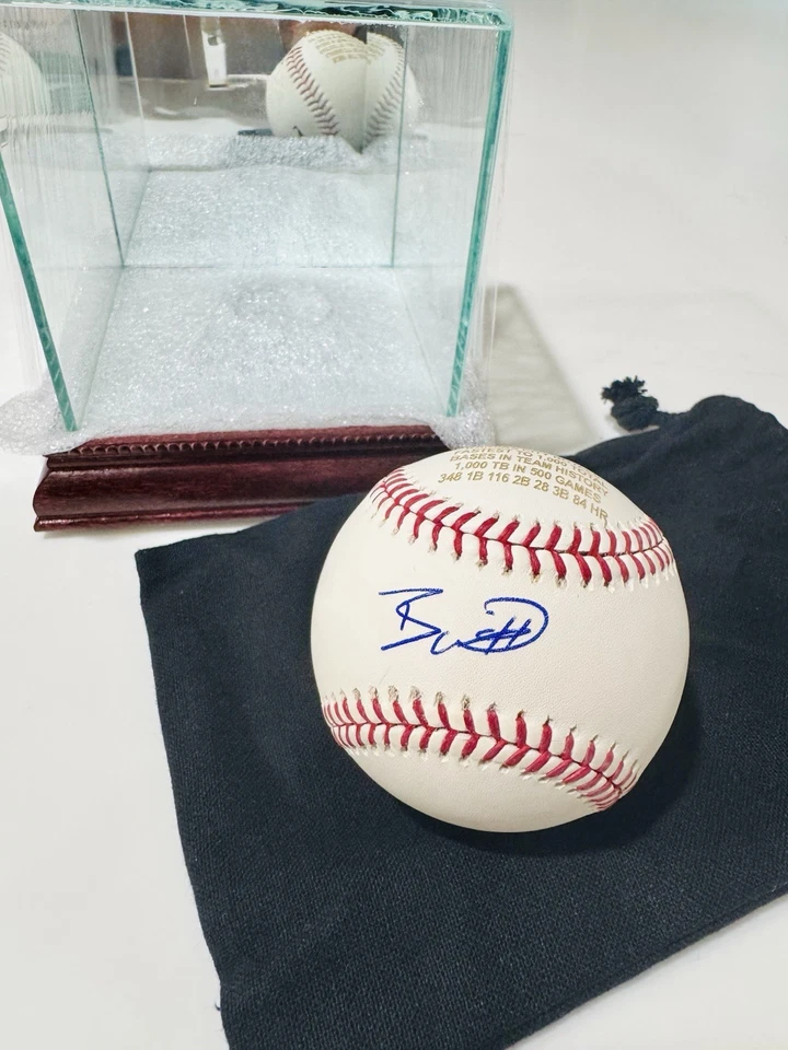 Бейсбольный мяч с автографом Бобби Уитта-младшего Total Bases Record MLB NO14/50 - Изображение 2 из 4