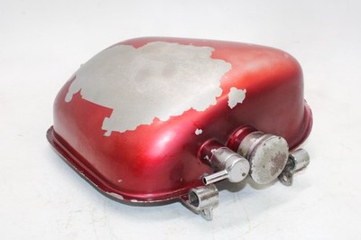 トライアンフ　TR6 純正タンク トライアンフTR6 純正タンク