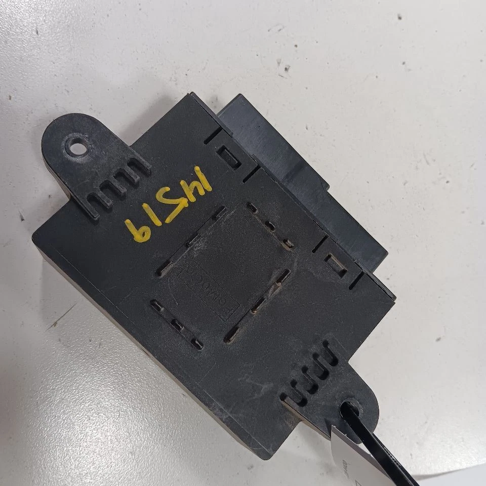 Módulo de controle da porta dianteira esquerda do motorista compatível com 16-18 Lincoln MKX - Imagem 4 de 4