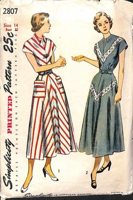 Vintage 1940s One Piece Dress Simplicity Sewing Pattern 2807 Bust 32 Complete