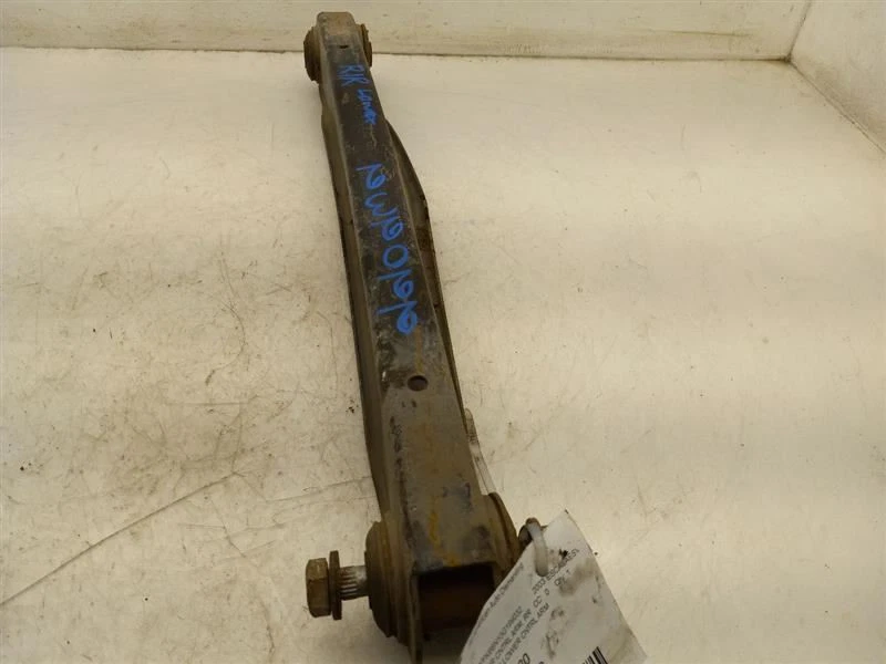 Brazo de control inferior trasero 00-10 CHEVROLET SUBURBAN 1500 15286145 Foto 2 de 4