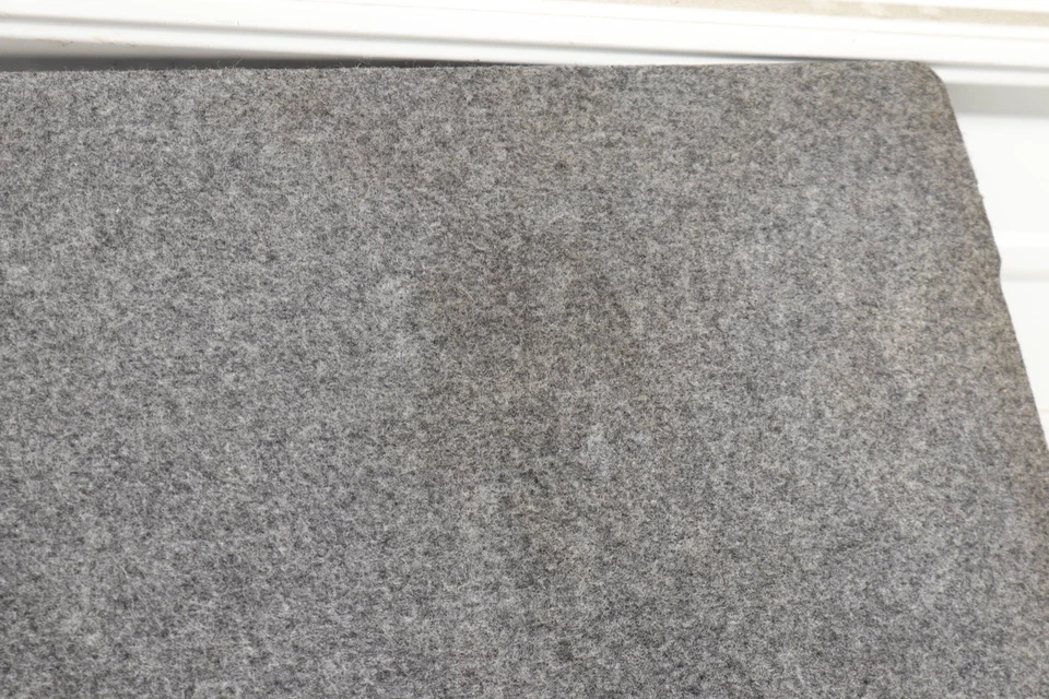 BMW 325XI 2006 - Alfombrilla de piso de maletero / cubierta 7059233 Foto 2 de 4