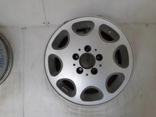 1x Alufelge 15 Zoll 7.0" 5x112 36ET Glanz Silber 0370536 Mercedes-Benz Rim Wheel 1x Alufelge 15 Zoll 7.0" 5x112 36ET Glanz Silber 0370536 Mercedes-Benz Rim Wheel