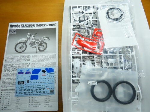Hasegawa 1/12 HONDA XLR250R (MD22) `1991' (BK-18) - Picture 4 of 12