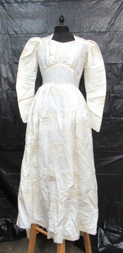 Vintage Wedding Dress Button Back with Train