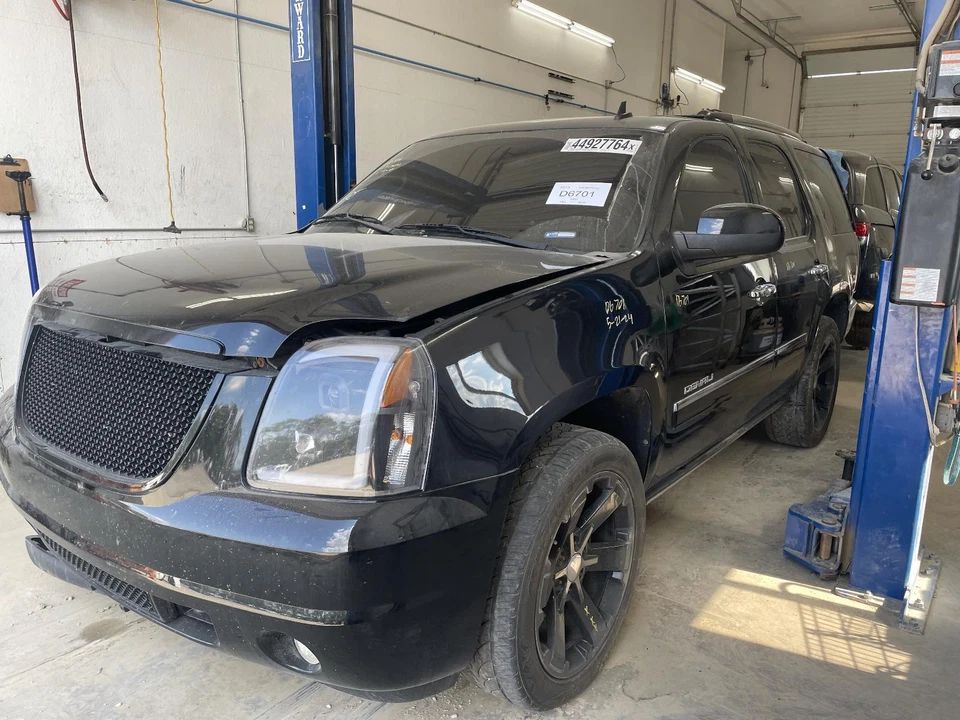 Compresor de aire acondicionado usado se adapta a: GMC Yukon 2014 grado A Foto 2 de 4