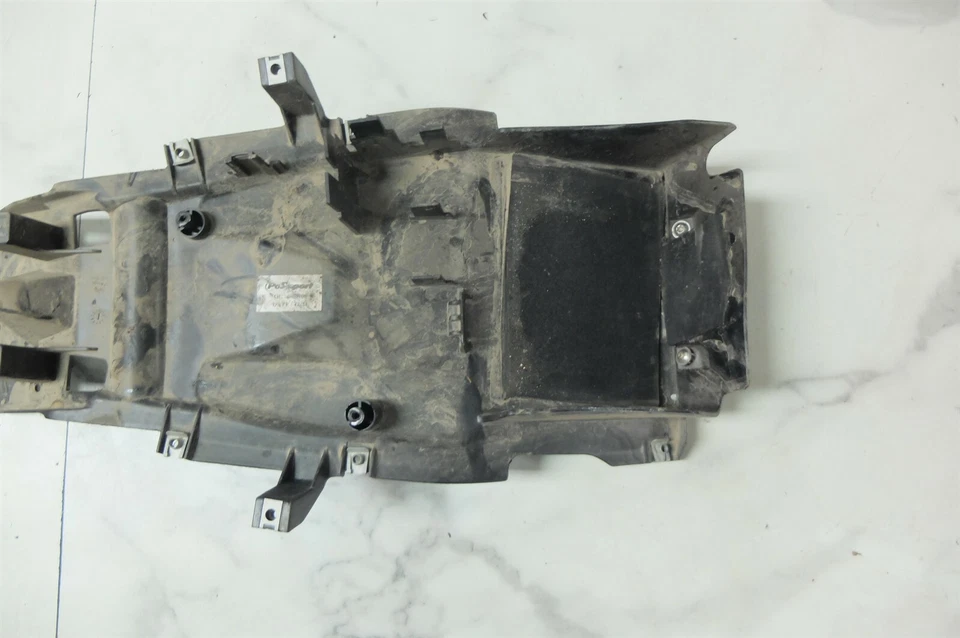 13 Husqvarna TR 650 TR650 Terra rear back inner Fender battery box tray Foto 2 de 4