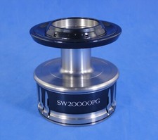 NUOVA BOBINA DI RICAMBIO 20' ORIGINALE SHIMANO SARAGOSA SWA 20000 PG *SPEDIZIONE GRATUITA USPS*