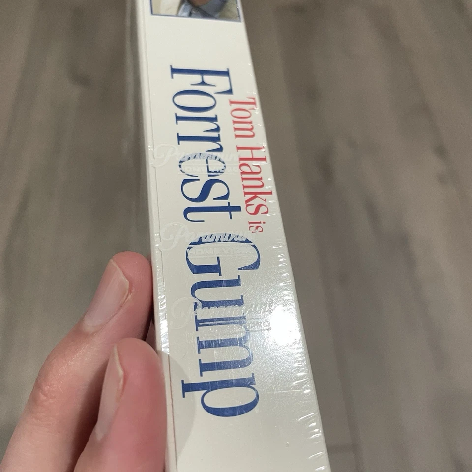 Forrest Gump VHS SEALED Watermarks Paramount Tom Hanks Gary Sinise VTG  - Image 4 of 4