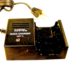SUNPAK QBC-3 THREE HOUR QUICK CHARGER FOR 4 AA NICKEL CADMIUM BATTERY