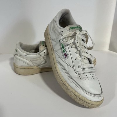 Reebok Classic women s 7.5 off white leather sneakers 44