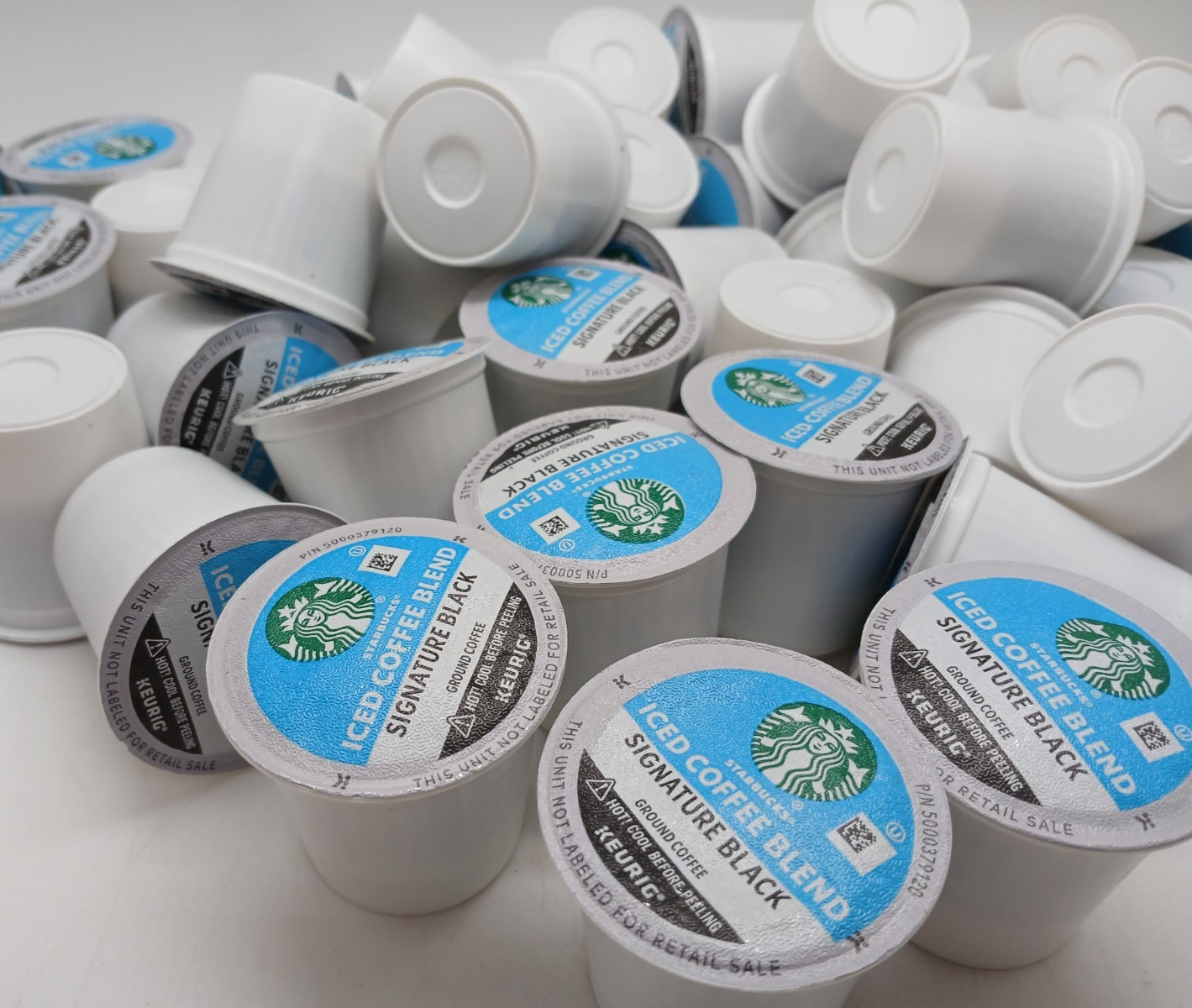 Starbucks Iced Coffee Blend Signature Black K-Cups 100 Loose | Medium Roast