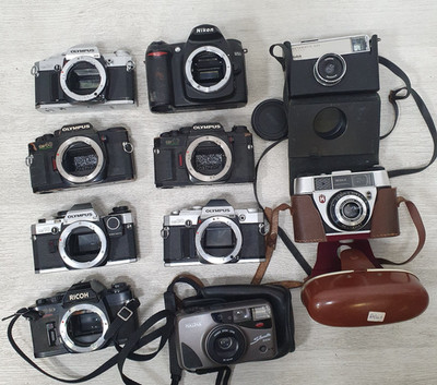 10x Olympus, Kodak, Nikon, Regula Filmkamera gemischt Restposten Ersatzteile/Reparatur - B52