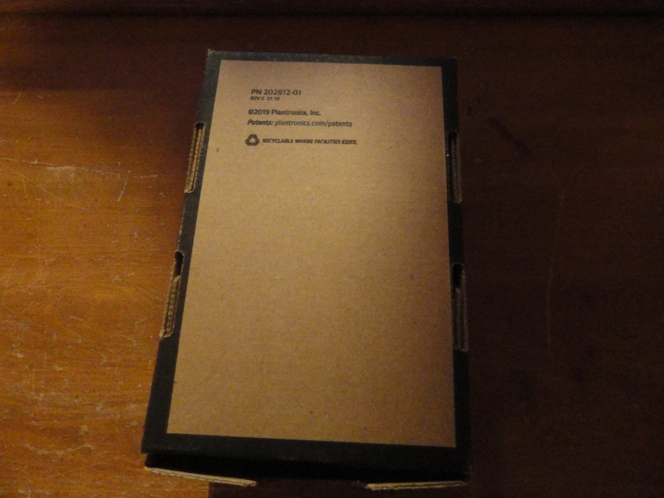 Plantronics Voyager 5200 Office Headset Combo Unit -V5200D -New in Box - Image 2 of 4