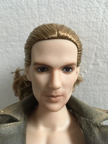 Tonner 17"vinyl male DOLL Twilight VAMPIRE JAMES dressed w/marks on Chest READ