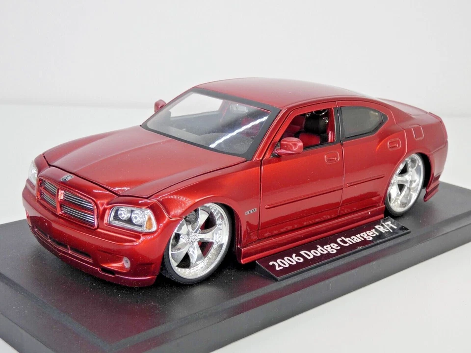 Dodge Charger HEMI RT Jada Toys DUB City personalizado 1:18 juguete coleccionable coche raro Foto 2 de 4