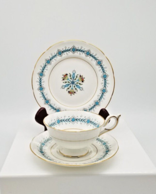 Vintage Geneva by Coalport Trio Scalloped Footed Cup, Saucer & Side Plate c1940s