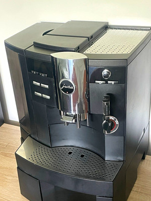 JURA IMPRESSA XS9 PRO AROMA+ Gastro Kaffeevollautomat !!