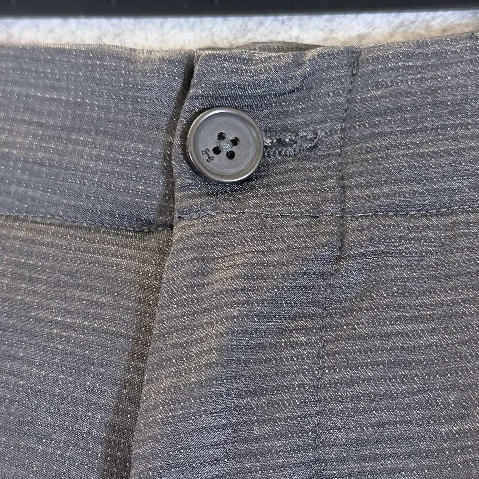 Under Armour Golf Shorts Mens 42 Black Charcoal Nylon Stretch Wicking Breathable thumbnail 9