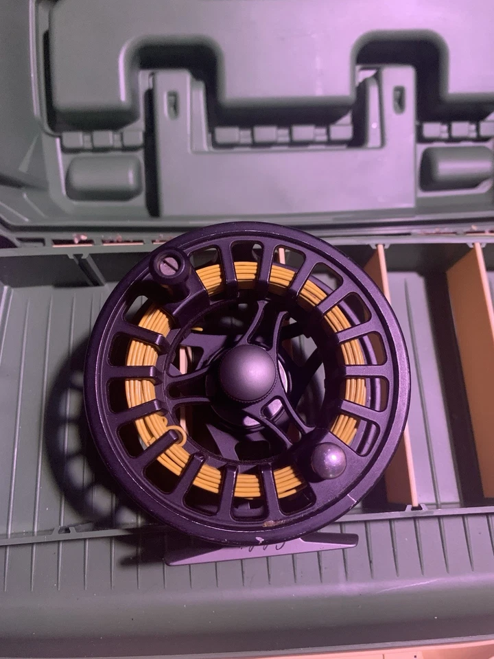 Goliath Fly Rod By Risen And Reel Combo com Extras Vintage Nunca Usado 9’ 8wt. - Imagem 4 de 4