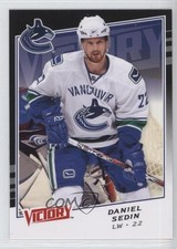2008-09 Upper Deck Victory Black Daniel Sedin #8 HOF t3w