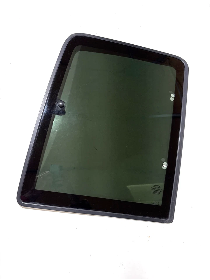 Chevrolet C1500 (GMC) 1988-1998 cuarto derecho ventana de ventilación de cristal (lado del pasajero) Foto 2 de 4