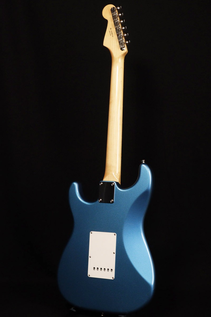 Fender Made in Japan Traditional 60s Stratocaster RW Lake