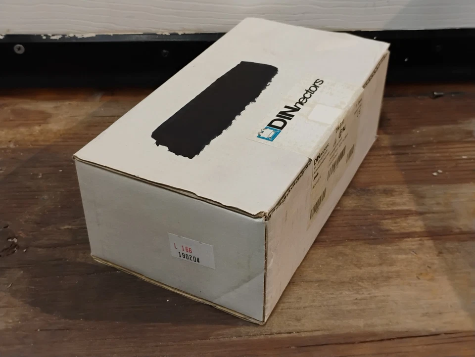 50pcs-Automation Direct DN-F10 DINnectors Fuse Terminal Blocks 30a, 300v - Image 3 of 3