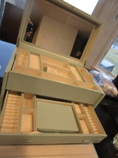 Pottery Barn Mckenna Personalized Jewelry Armoire box  mono D por blue no lock