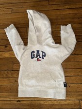 Toddler Gap x Disney Graphic Hoodie Size 5 Years Old